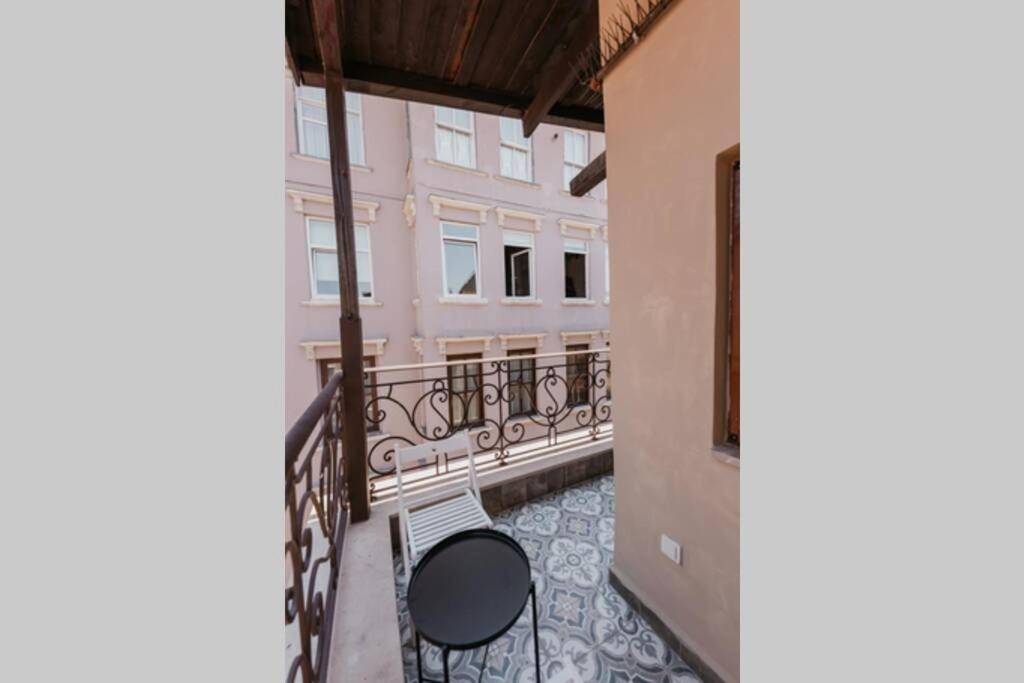 Galadoo Suites 4Th Floor Istanbul Exterior photo